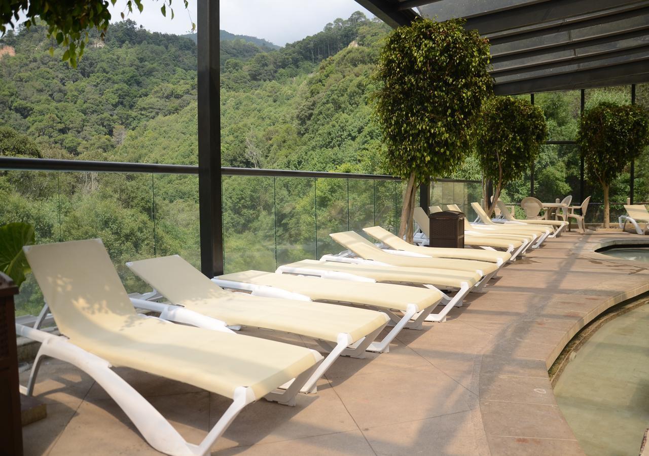 Hotel Y Aguas Termales De צ'יגנהופאן מראה חיצוני תמונה