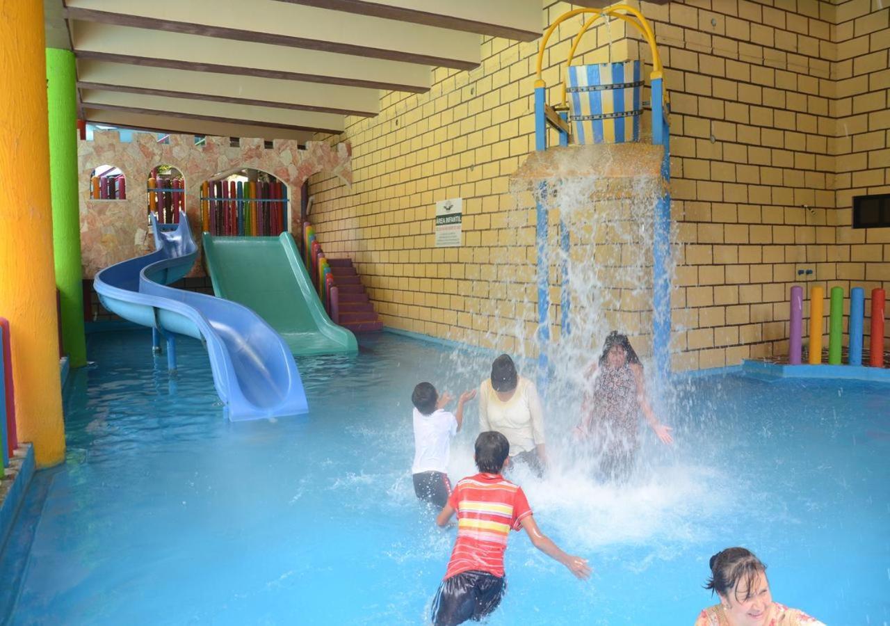 Hotel Y Aguas Termales De צ'יגנהופאן מראה חיצוני תמונה
