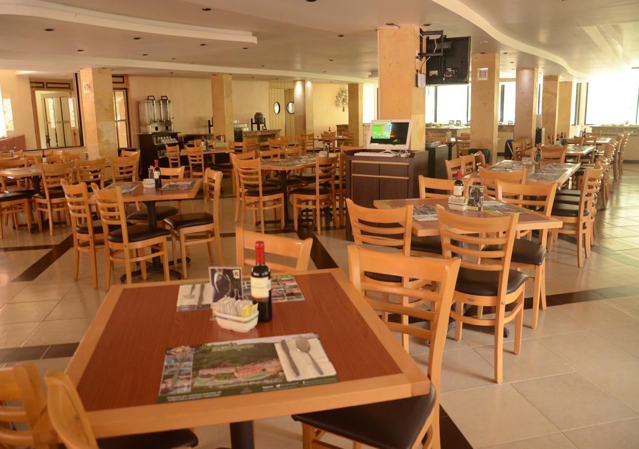 Hotel Y Aguas Termales De צ'יגנהופאן מראה חיצוני תמונה