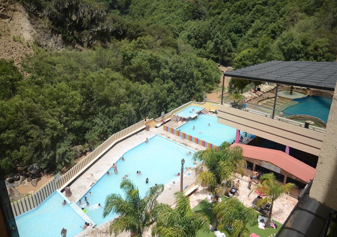 Hotel Y Aguas Termales De צ'יגנהופאן מראה חיצוני תמונה